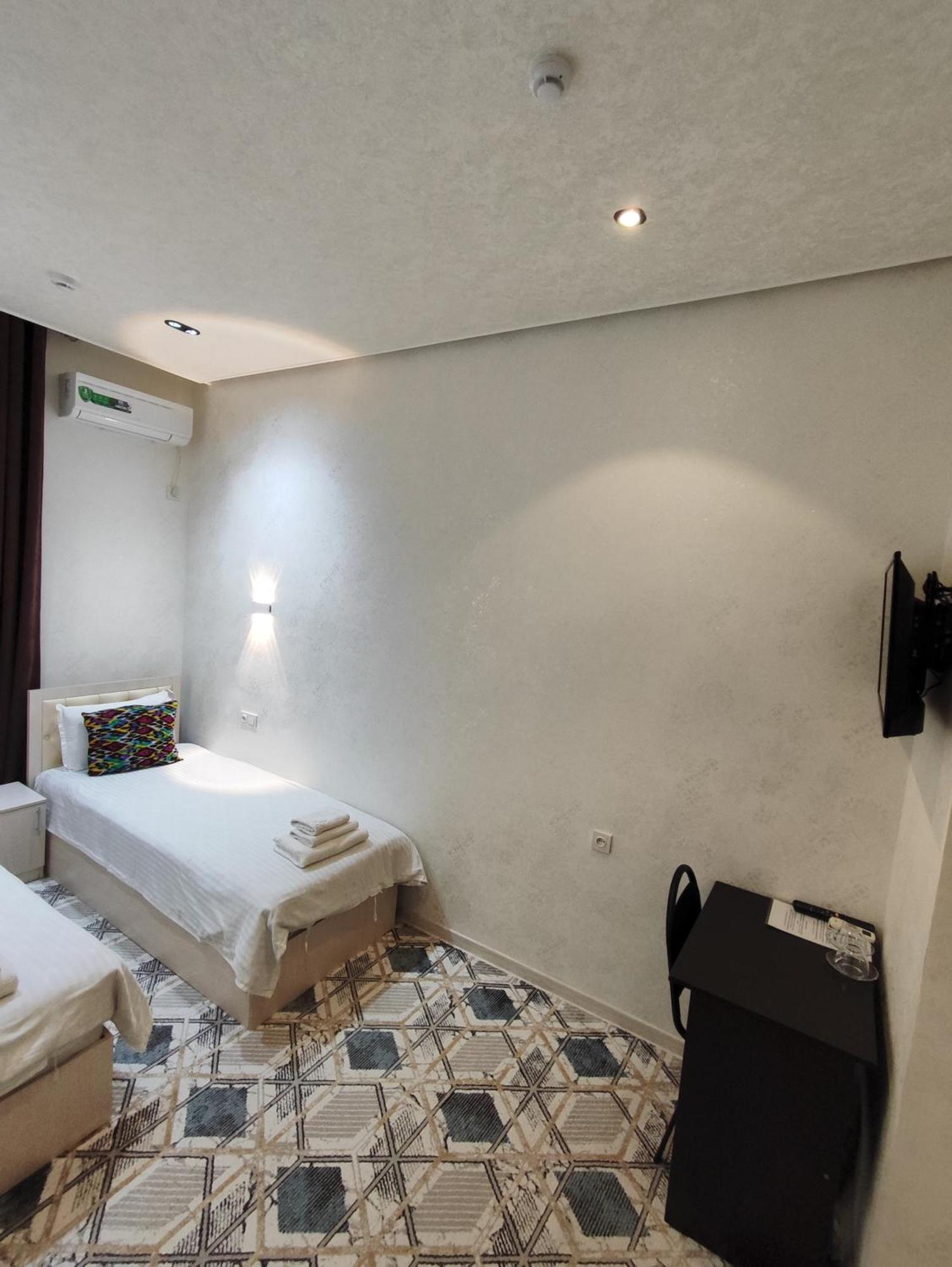 Hotel Suzani Samarkand Buitenkant foto