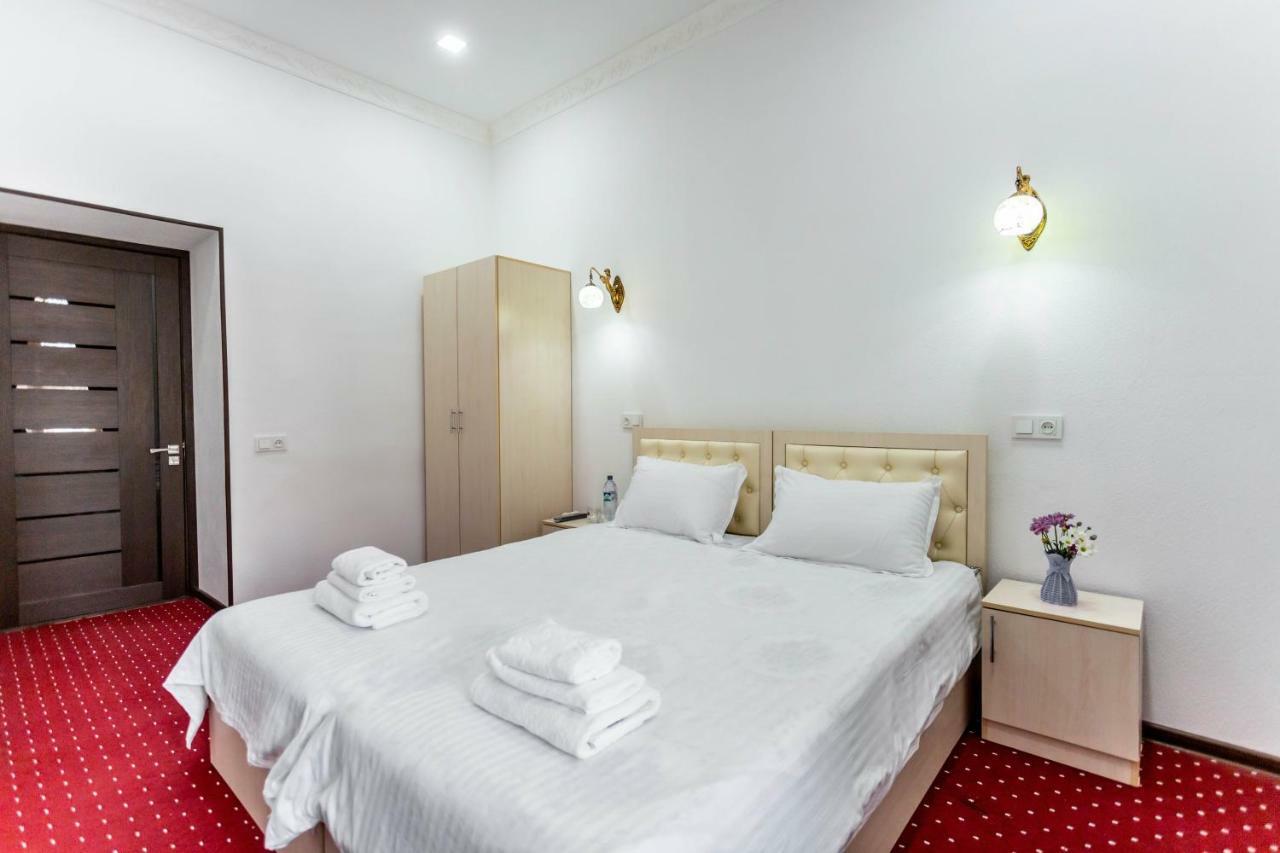 Hotel Suzani Samarkand Buitenkant foto